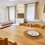 Lanovka Apartamento *